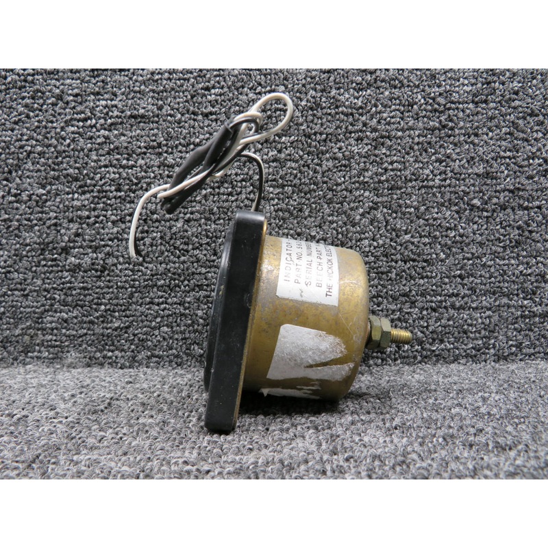 563-228 (Alt: 58-380097-5) Hickok Fuel Quantity Indicator, Lighted