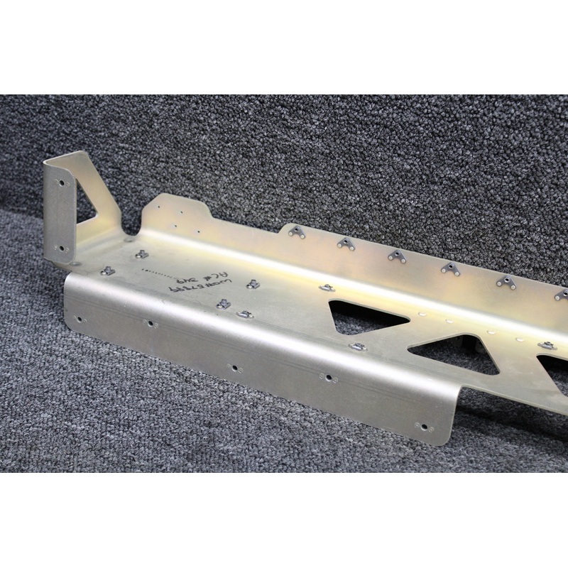 LB53405402 (Use: 2811300-6) Columbia LC41-550FG Instrument Panel Assembly Fwd