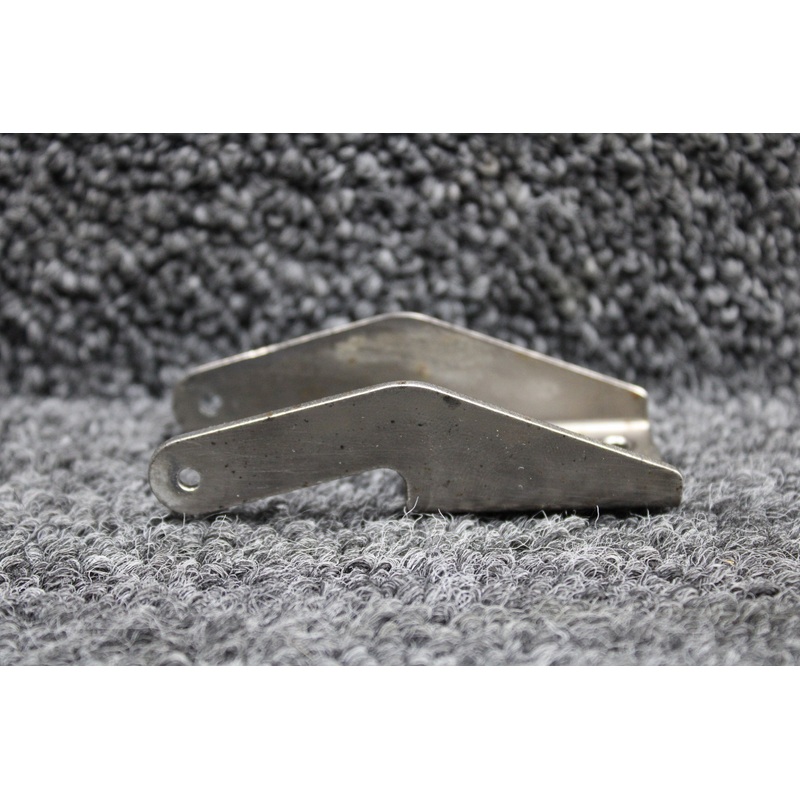 LA55273728 (Use: 2834106-6) Columbia LC41-550FG Elevator Trim Tab Bracket