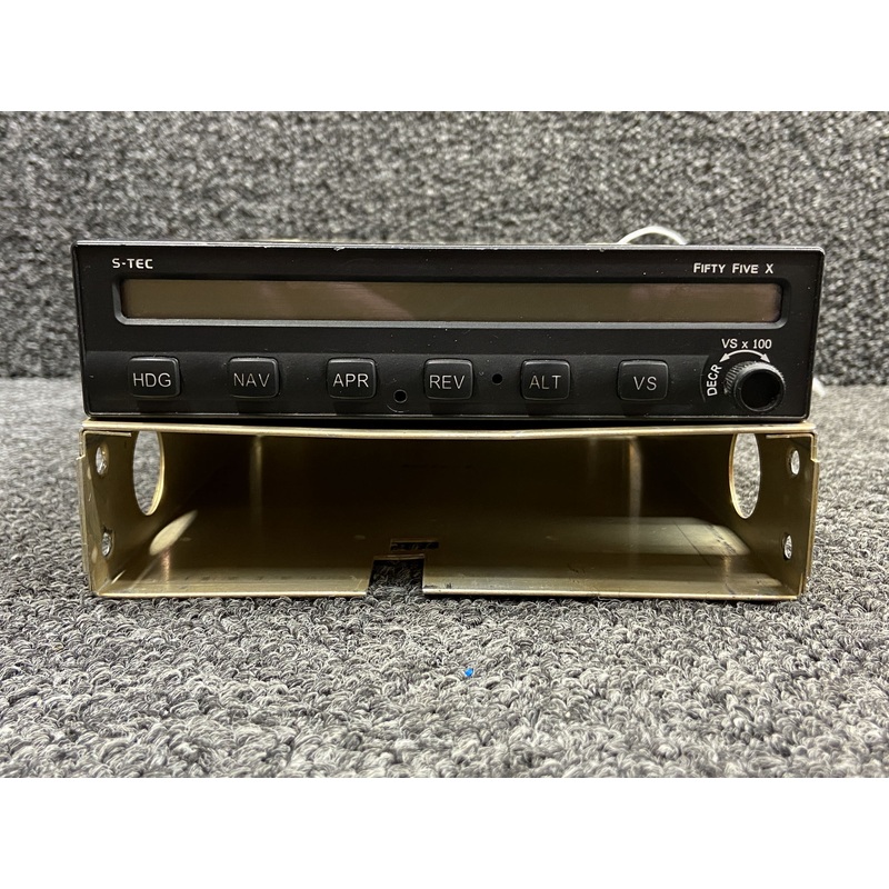 01192-12-35T S-Tec 55X Autopilot Controller Radio with Tray (Volts: 14)