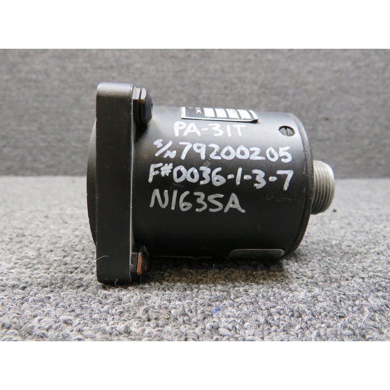 10498-A (Alt: 5790-6) Electric Auto-Lite Outside Air Temp Indicator (Worn Face)