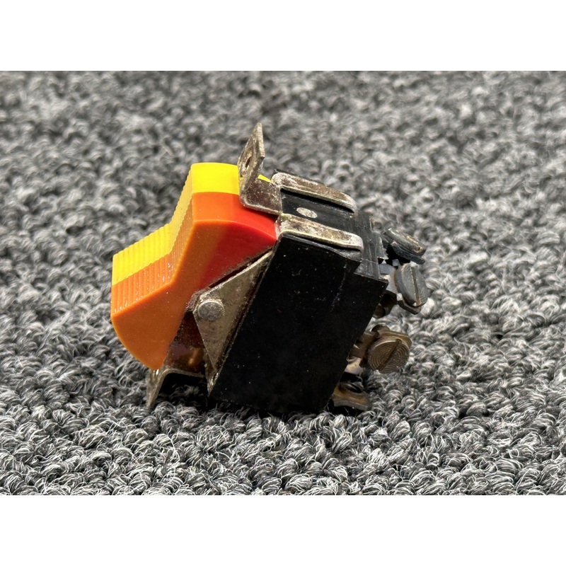 S1160-5-2 Carling Split Rocker Switch Assembly (Has Corrosion)