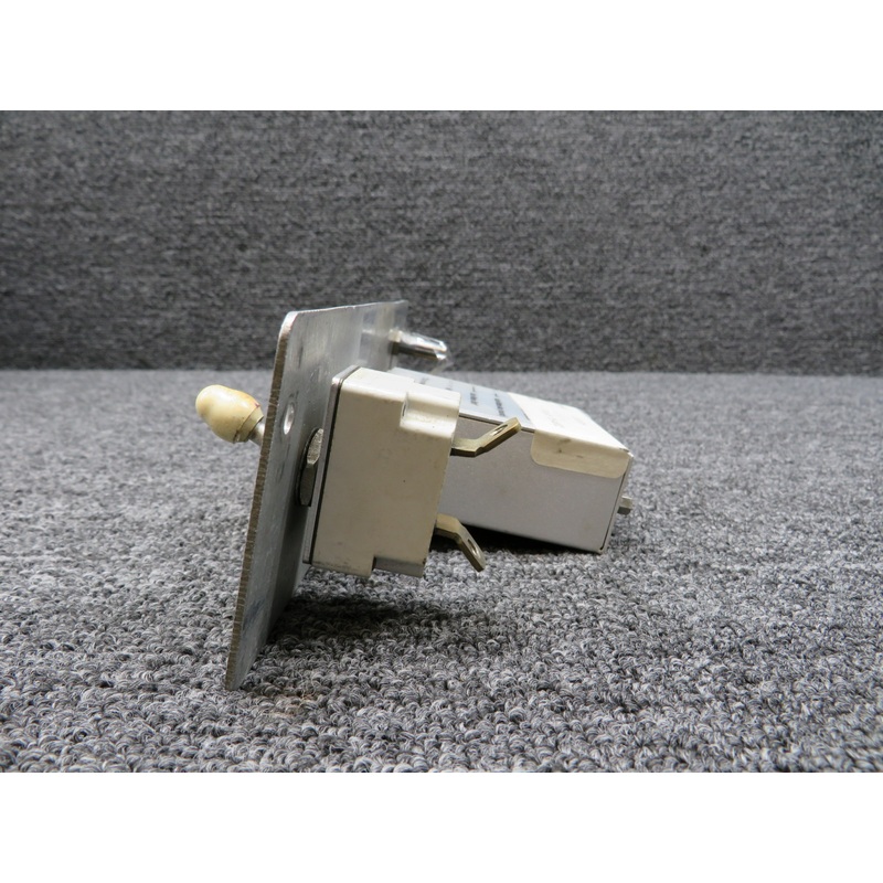 101-0263-00 Flightcom 403-MC Aviation Intercom with Mount Assembly