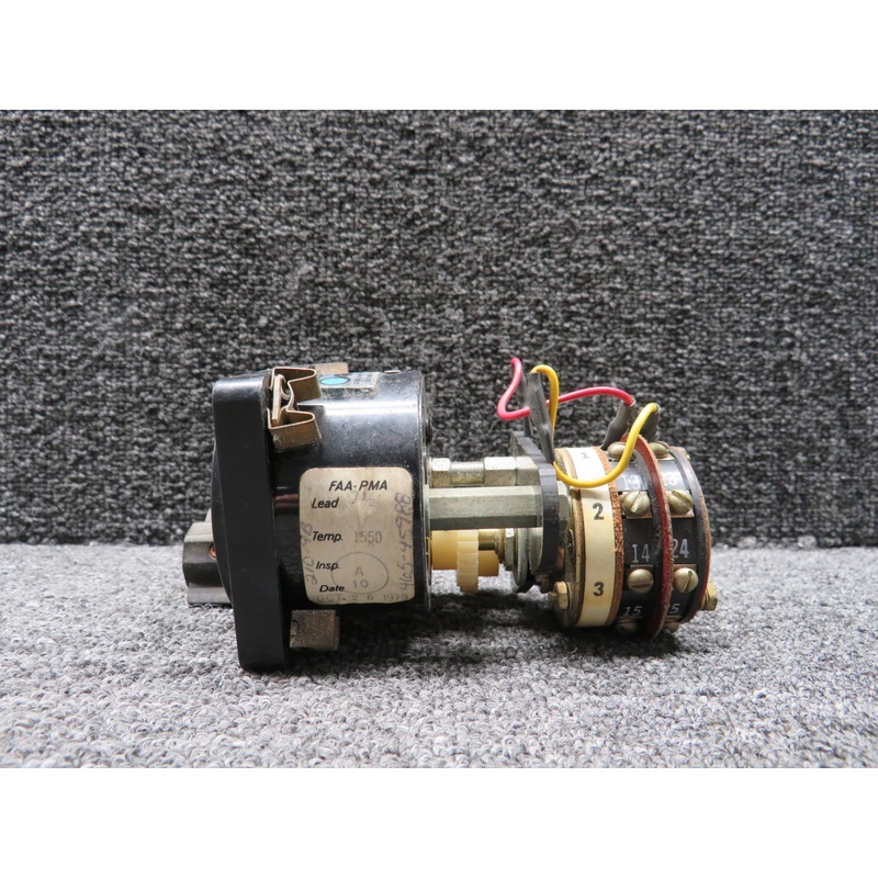 210-9B Alcor Exhaust Gas Temperature Indicator with Switch