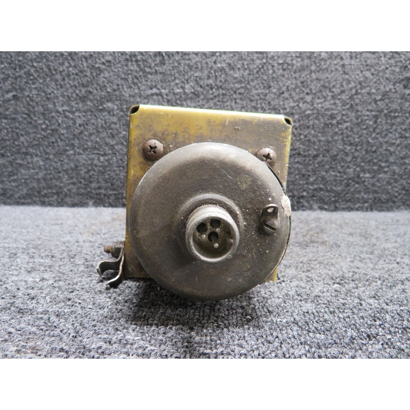 42D164 Custom Component Differential Pressure Switch with Bracket (28V)