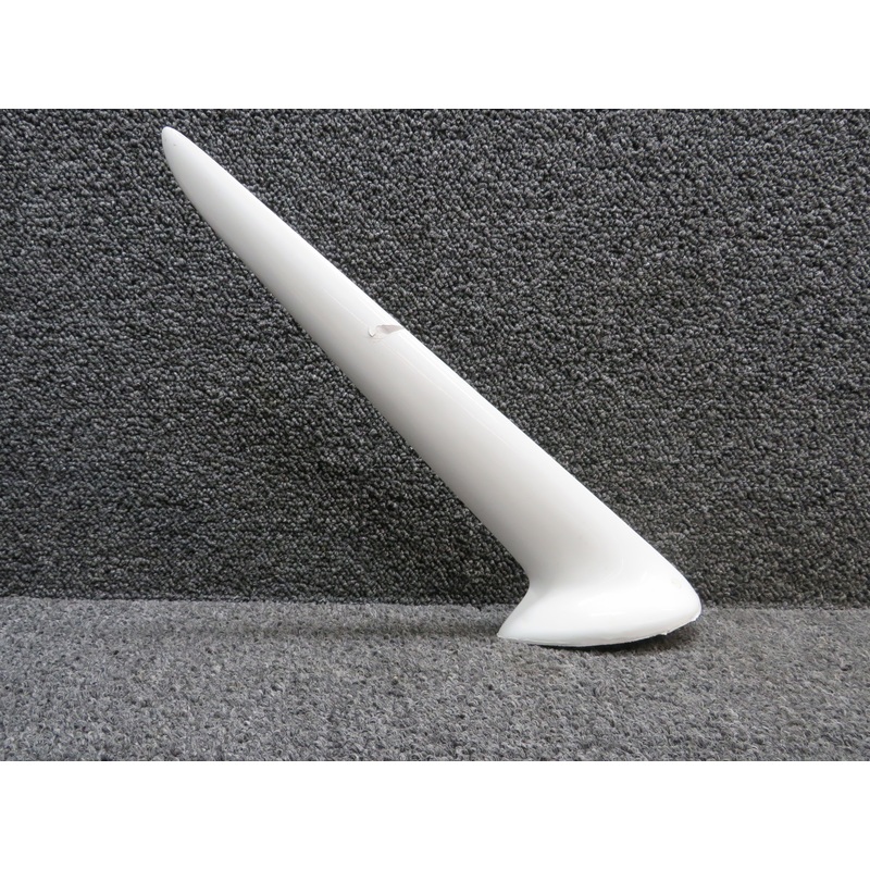 35-5006 Beech 58 Communications Components VHF Blade Antenna (Some Wear)