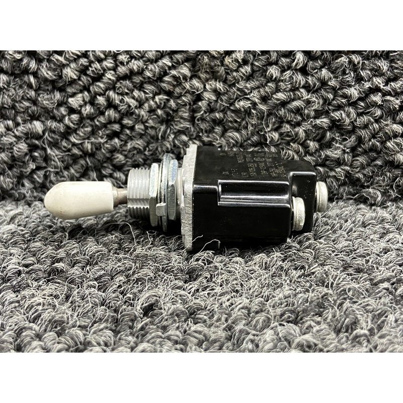 1TL1-3 (Alt: MS24523-23) Micro Switch Single Pole Toggle Switch