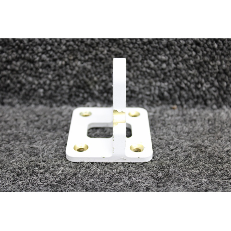 LC53553513 (Use: 2831100-5) Columbia LC41-550FG Rudder Attach Hinge Lower