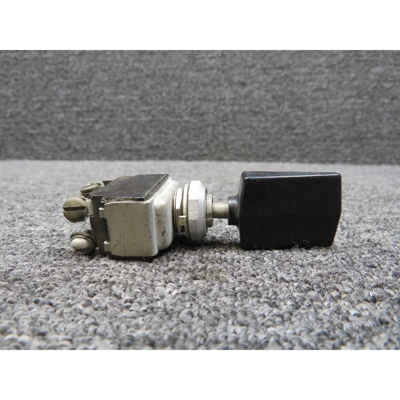 MS25201-5 (Alt: 8860K5) Cutler Hammer Flap Position Toggle Switch