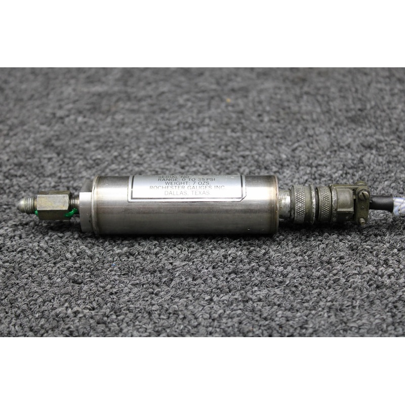 XD0235-02002 (Alt: 880045-501) Rochester Fuel Pressure Transducer