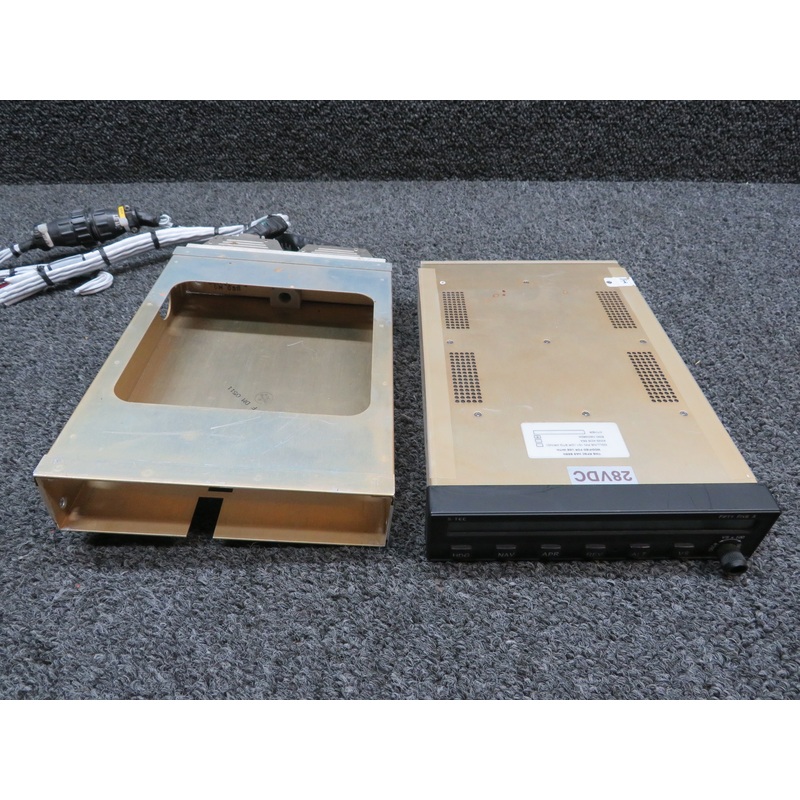 01192-0-5TF S-Tec 55X Autopilot Controller with Tray and Mods (Volts: 28)