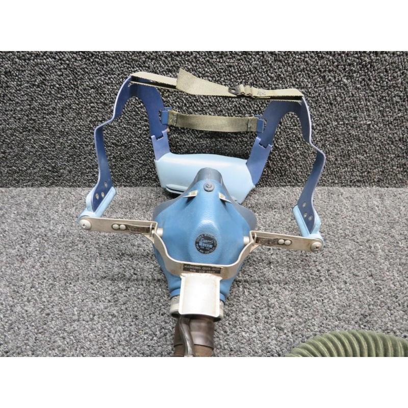358 Series Scott Crew Oxygen Mask Assembly (Long Hose)