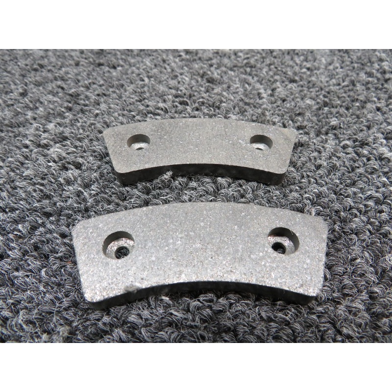 APS66-10500 APS Brake Lining Set of 2 (New Old Stock)