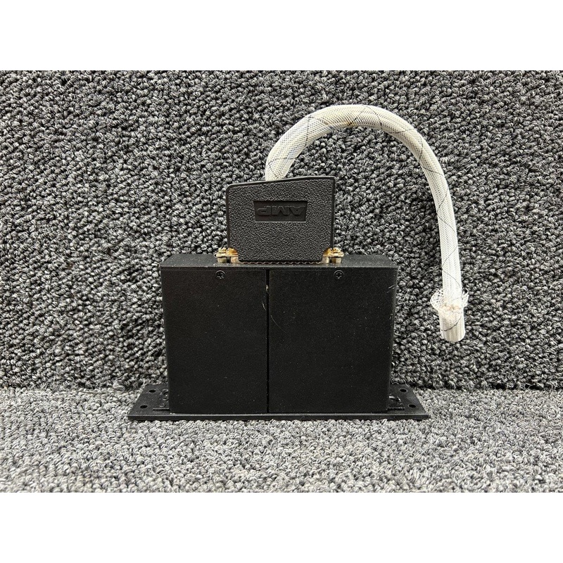 1615-01 Universal Navigation CHR Remote Mic Amplifier