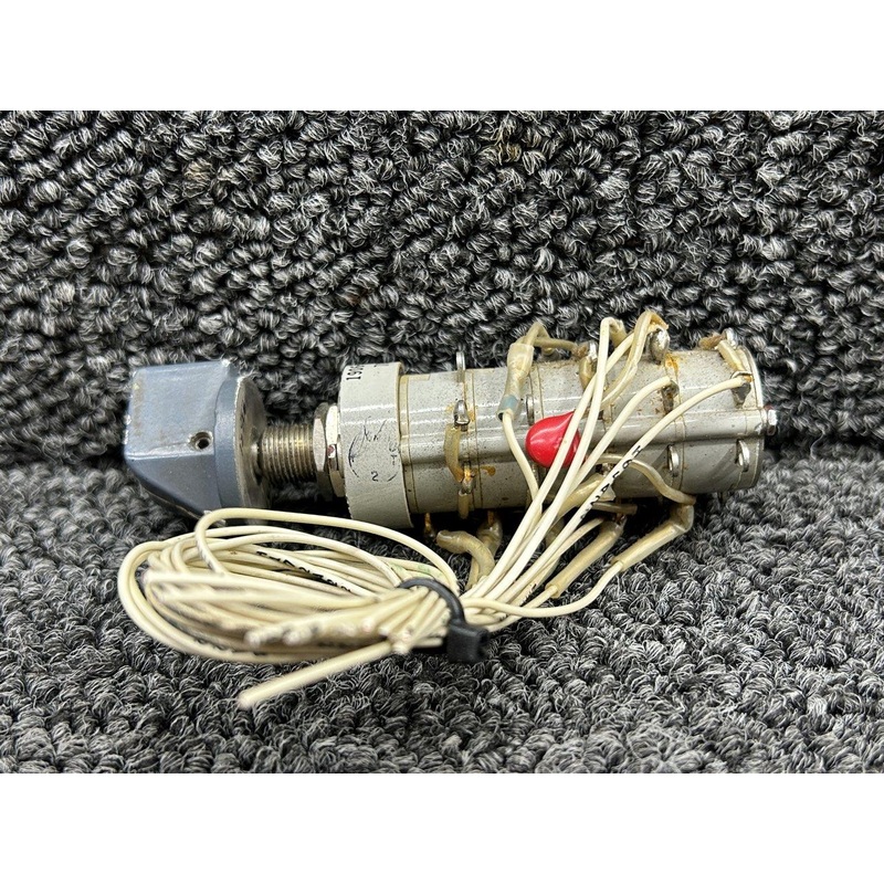 1906-5-B7 Janco Switch (Volts: 115, Amps: 5)