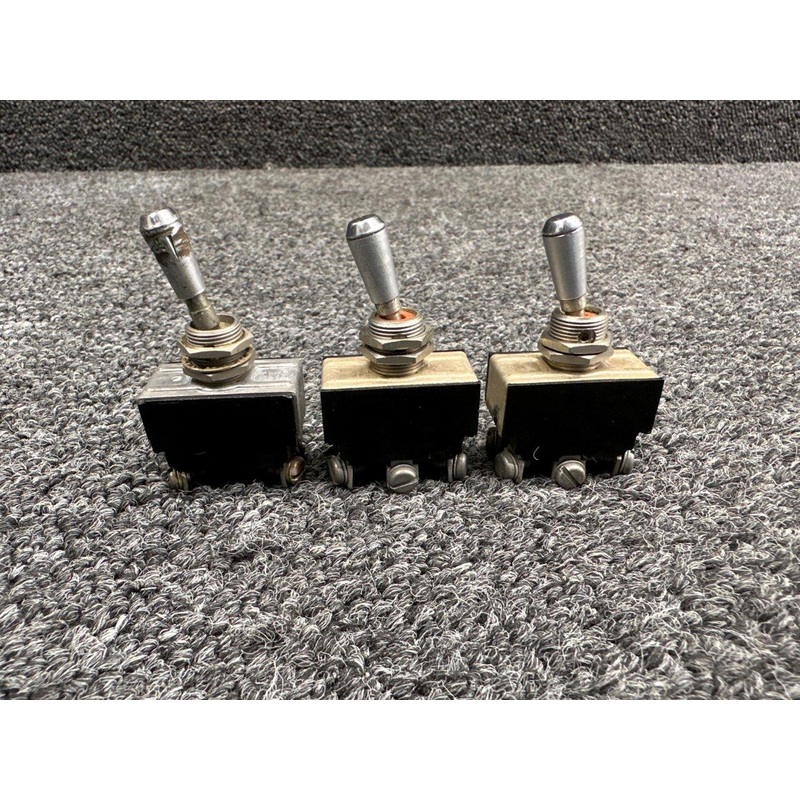 35-380053-3, 35-380053-7 Cutler Hammer, JBT Toggle Switches (Set of 3)