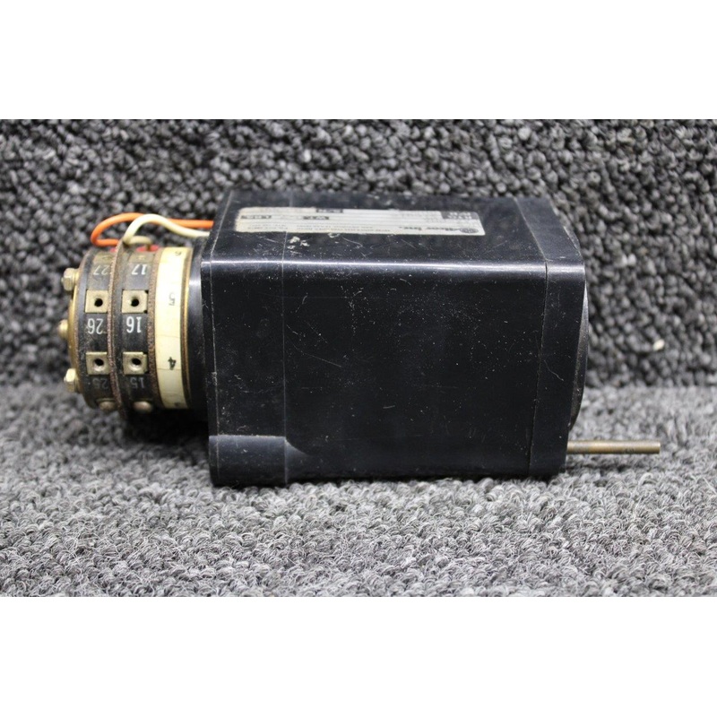 80825 Alcor Exhaust Gas Temperature Indicator (Missing Knob)