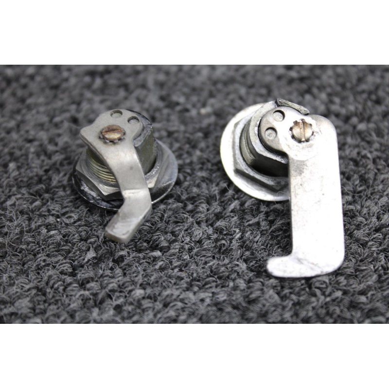 10-357200-1 Cessna 182P TCM Ignition Switch and Lock Set with Keys