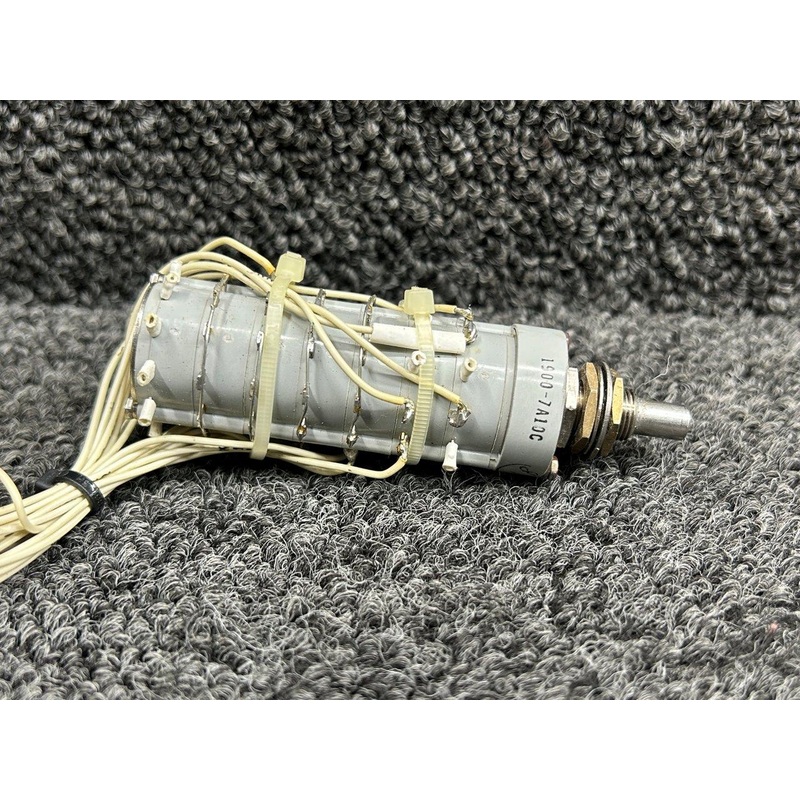 1900-7A10C Janco Rotary Switch (Volts: 28, Amps: 5) (Minus Knob)