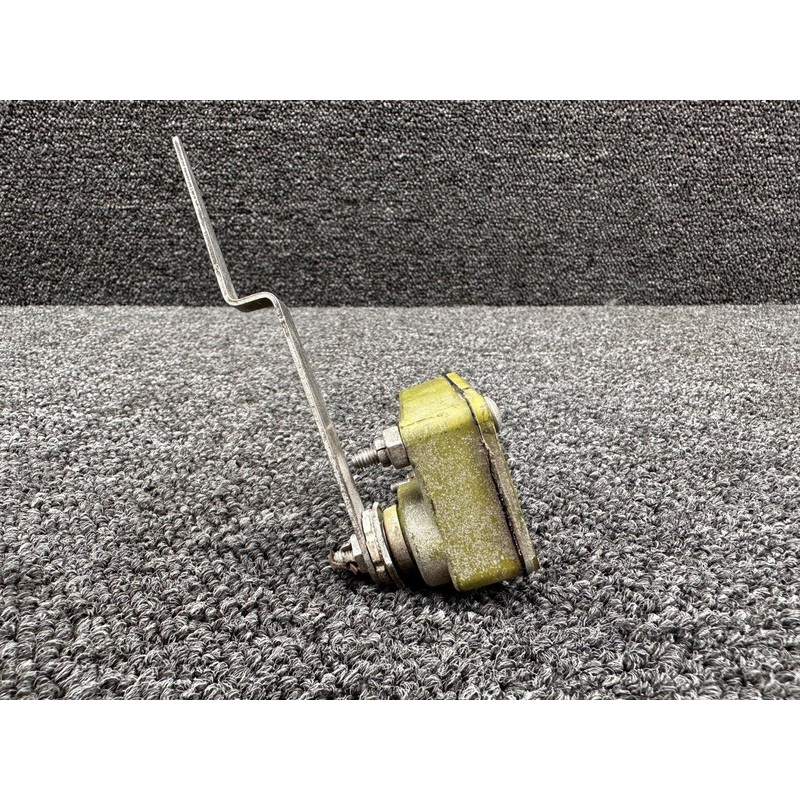 1VA-47 (Use: IVA-47) Micro Switch Landing Gear Uplock Micro Switch
