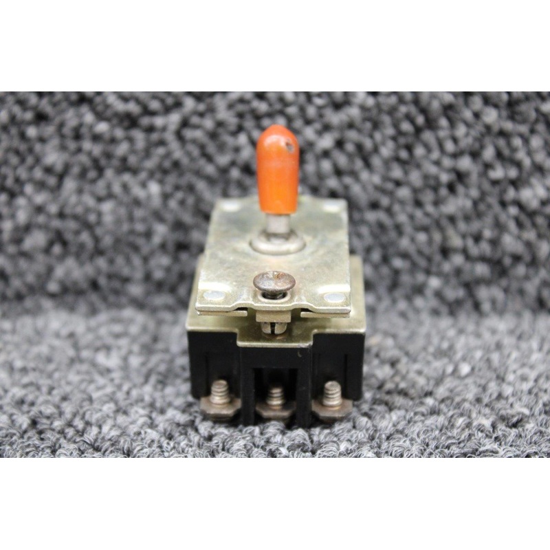 AN3226-2 (Alt: 8740K9) Cutler-Hammer Master Toggle Switch
