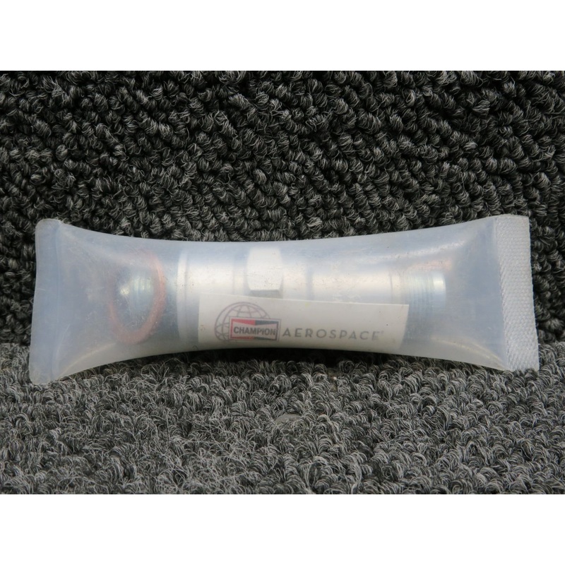 REM38E Champion Spark Plug (New Old Stock)