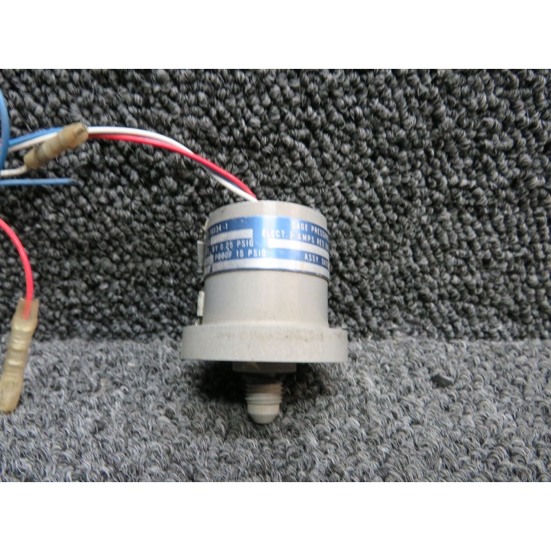 1G134-1 CCS Gage Pressure Switch (Volts: 28)