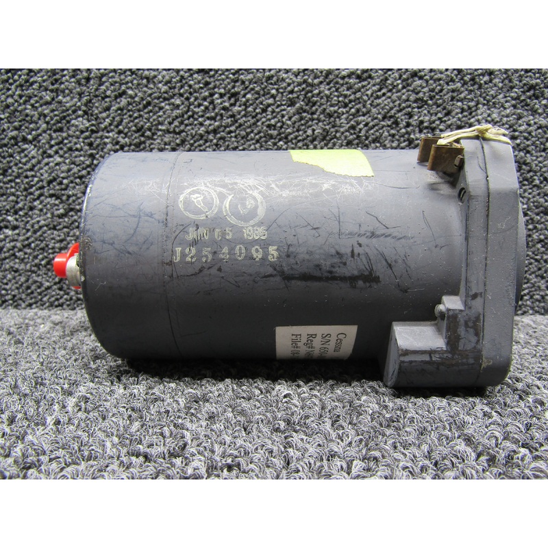30660-1117 (Alt: C661006-0201) Aerosonic Vertical Speed Indicator (0-6000 Fpm)