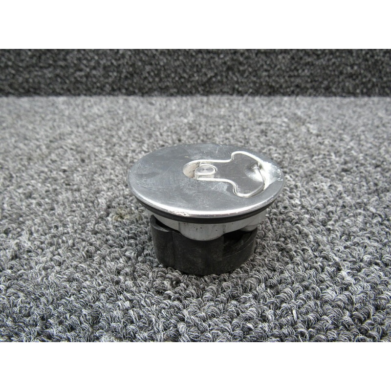 IG11-8DY Columbia 350 Newton Locking Fuel Cap (NO KEY)