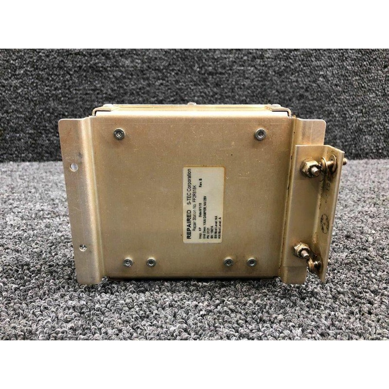 0121 Beechcraft H35 S-Tec Yaw Dampener Computer (Volts: 14)