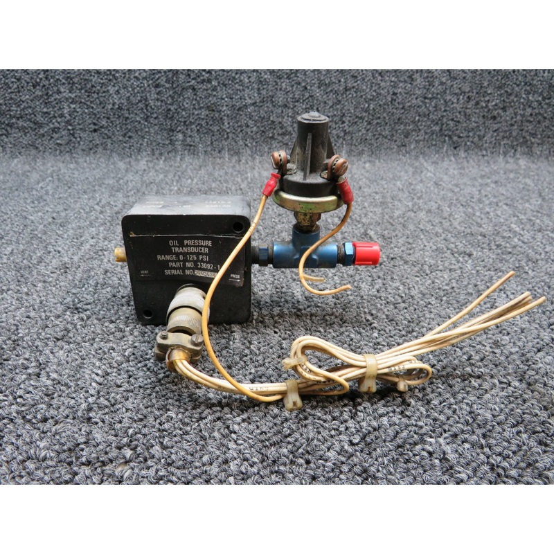 33092-1 Piper PA-31T Aerosonic Oil Pressure Transducer Assembly (Volts: 28)