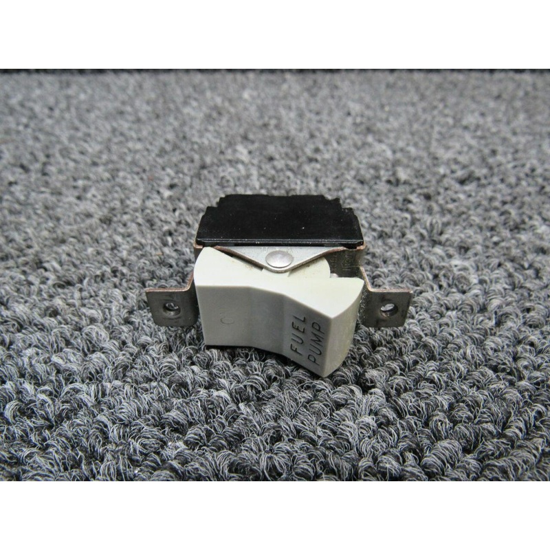 99377-002 (USE: 8911K578) Cutler Hammer Fuel Pump Rocker Switch (125/250V)