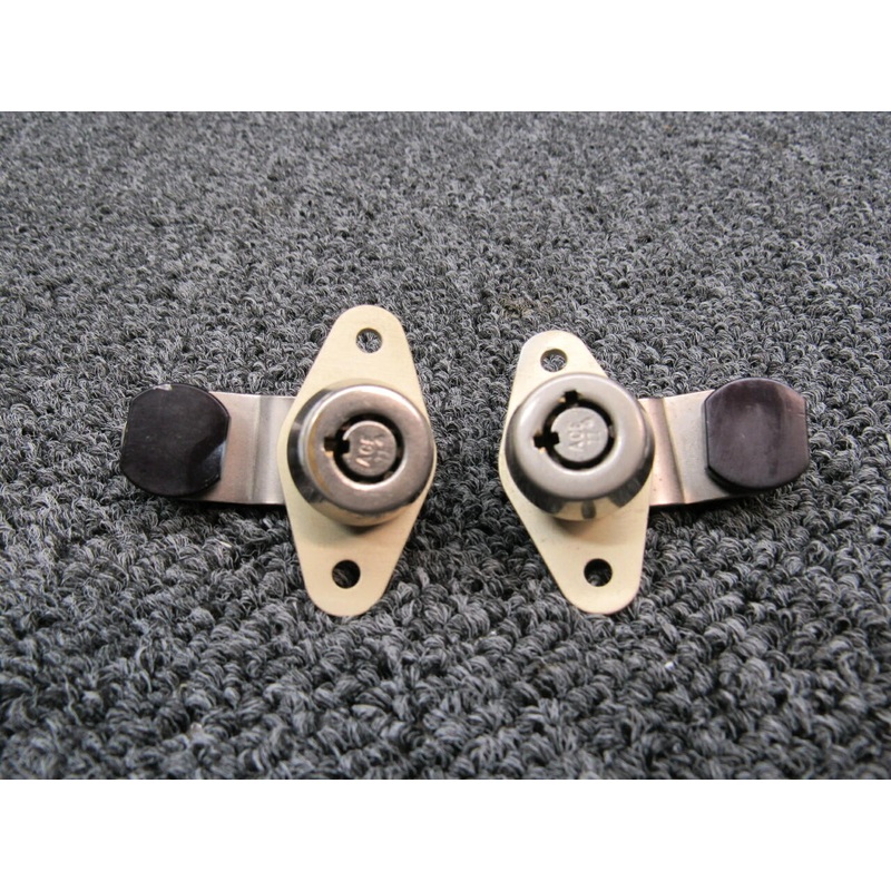 CHG4198 Columbia 350 Baggage Door Lock Set W/ Key
