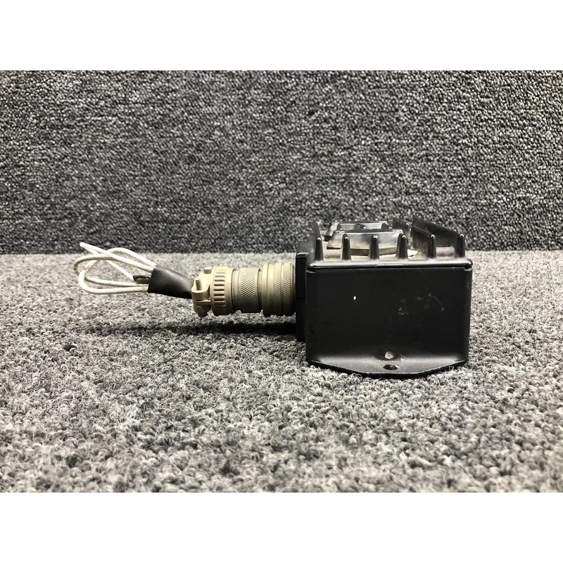 20082 Beech F33A OECO Voltage Regulator Assembly (Volts: 14)