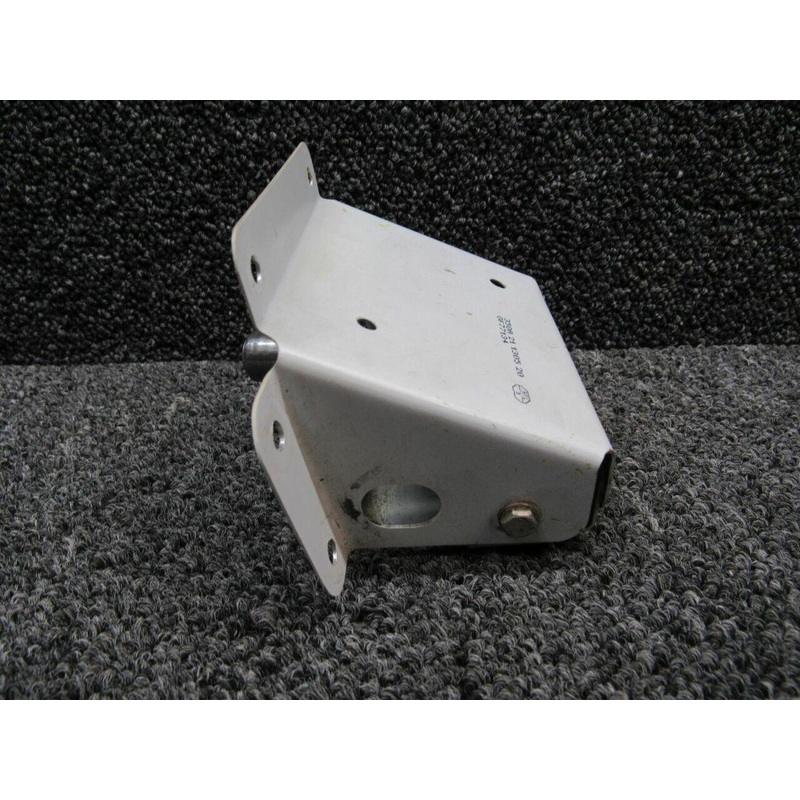 350A21-1215-01 / 350A21-1305-20 Eurocopter AS350B3 Lock and Fairing RH