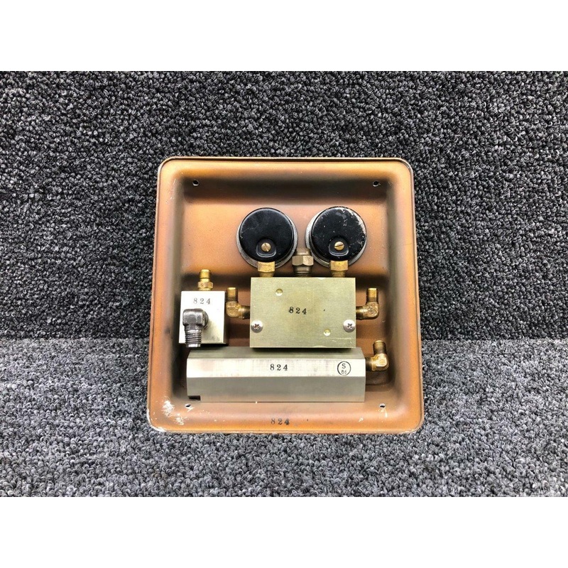 8800 Beechcraft H35 Scott Aviation Oxygen Console Assembly