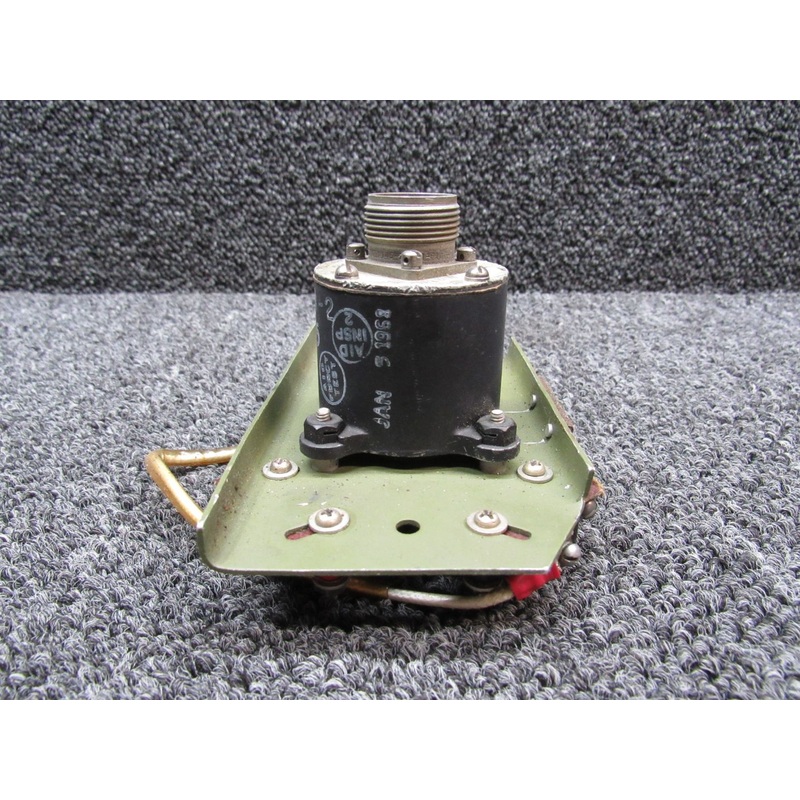 8TJ9PAV-40 (USE: 0813603-2) GE Flap Position Transmitter (Volts: 24) (M22)