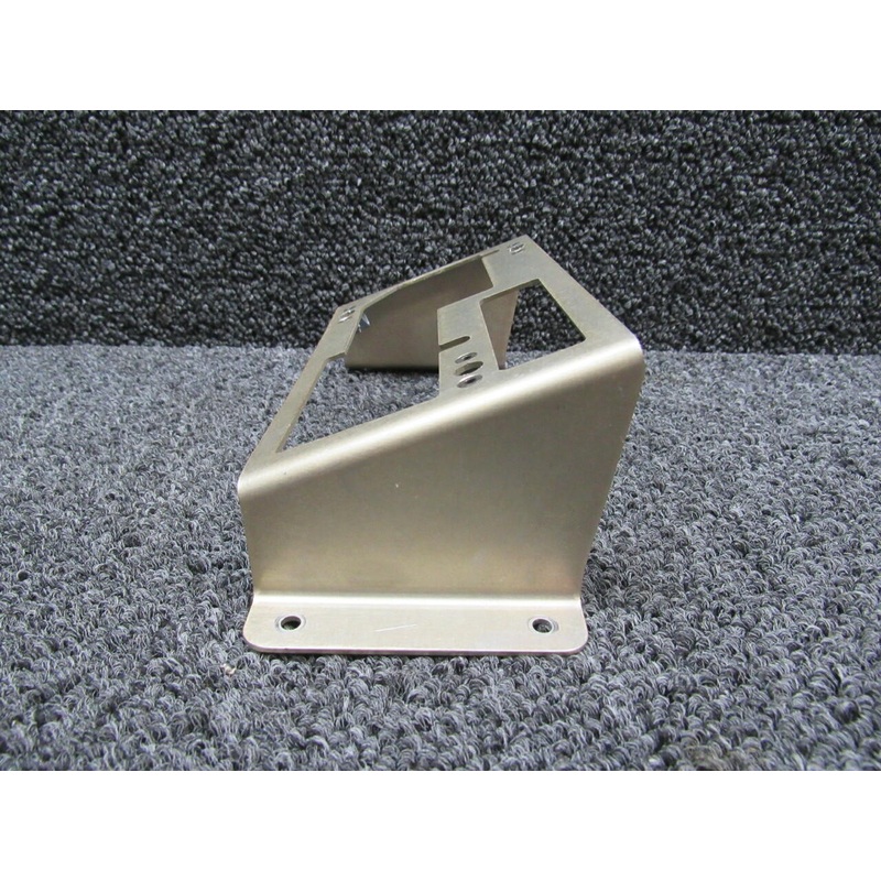 LB53405405 (Use: 2811300-9) Columbia 350 Bracket Flap Panel