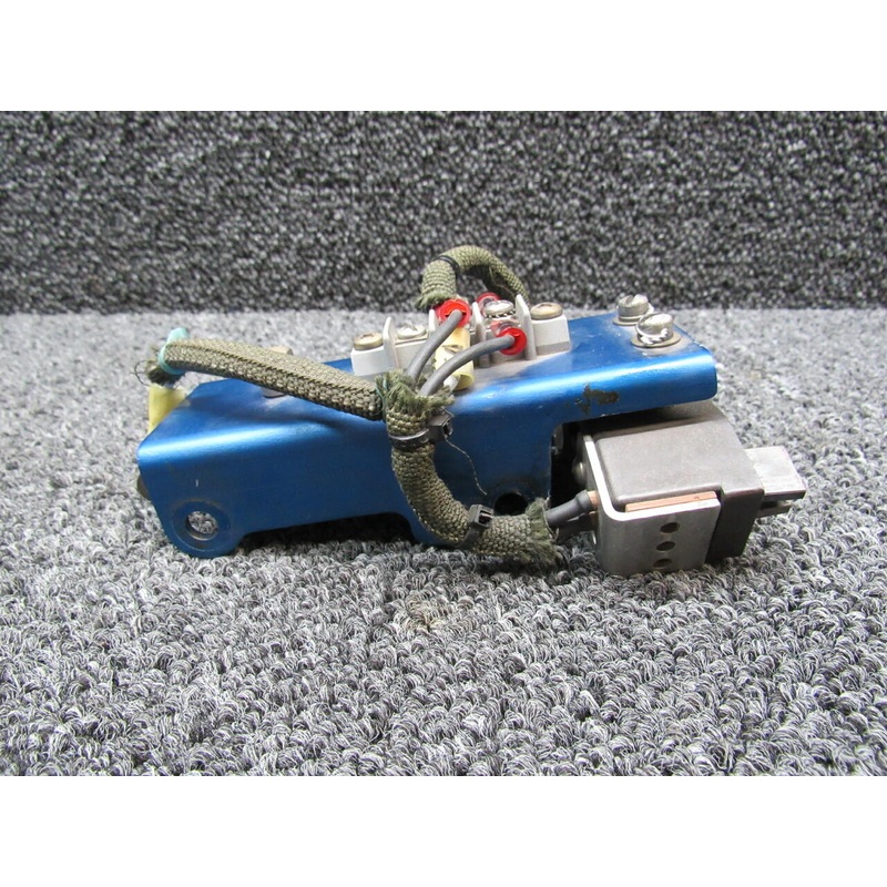 RAB40189 Columbia 350 Propeller De-Ice Brush Block Assembly (Volts: 14)
