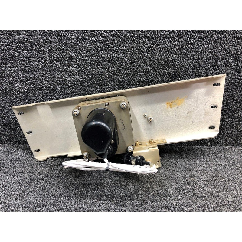1C784-3-887 Century Flight Systems Autopilot Pitch Servo Assembly with Bracket