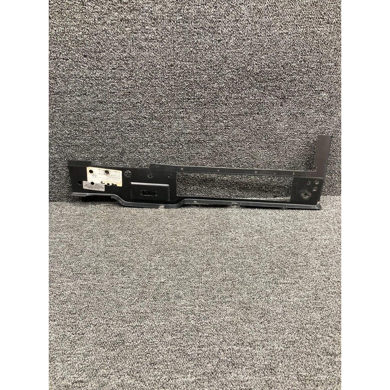 K0513077-28 Cessna 172L Plane Plastics Lower Instrument Panel Cover