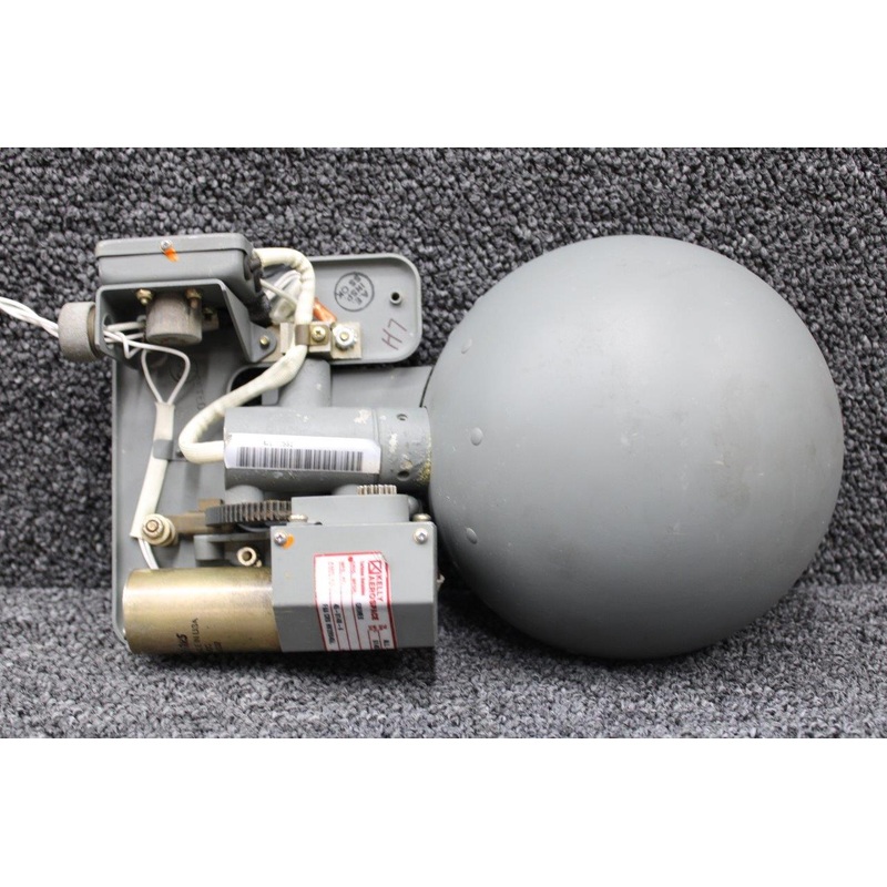 45-0148-4 (Use: 45-0148-10) Kelly Aerospace Retractable Landing Light LH (Volts: 28)