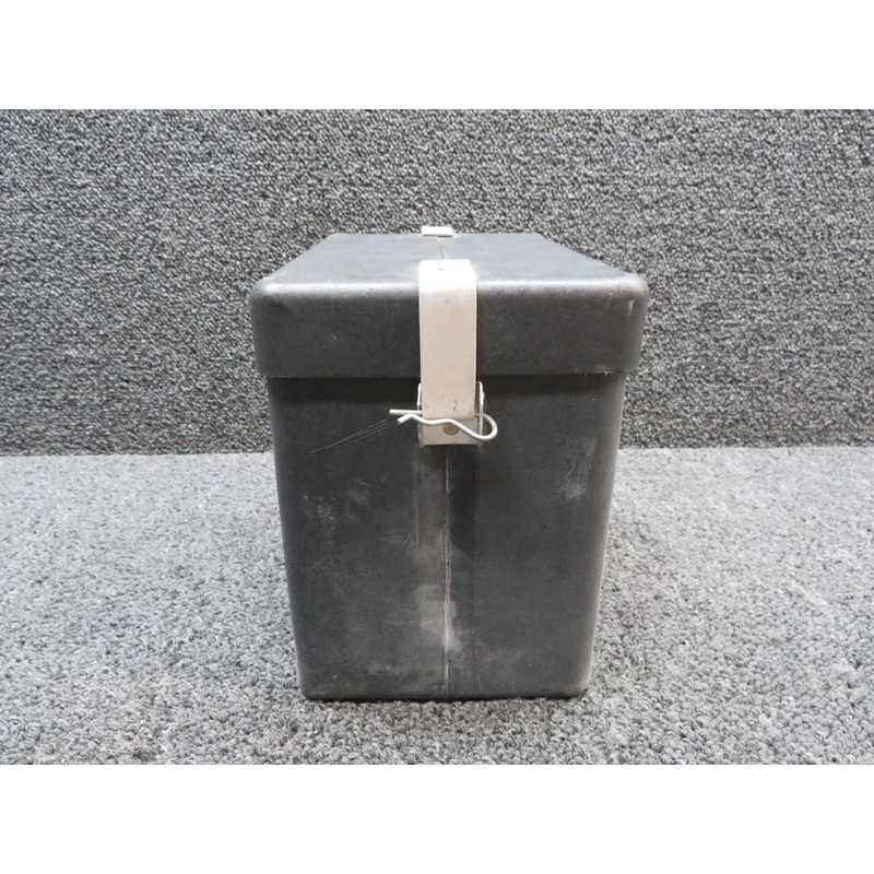 481086 Luscombe 8A Battery Box Assembly W/ Lid