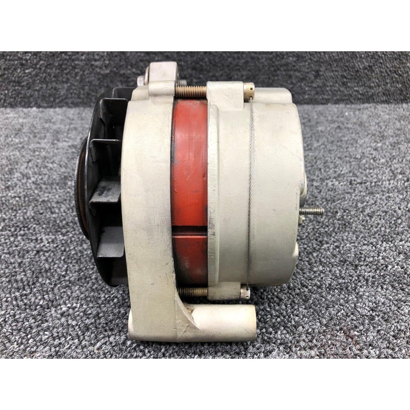 D0FF10300JR Continental O-470-R Kelly Aerospace Alternator (15V, 60A)