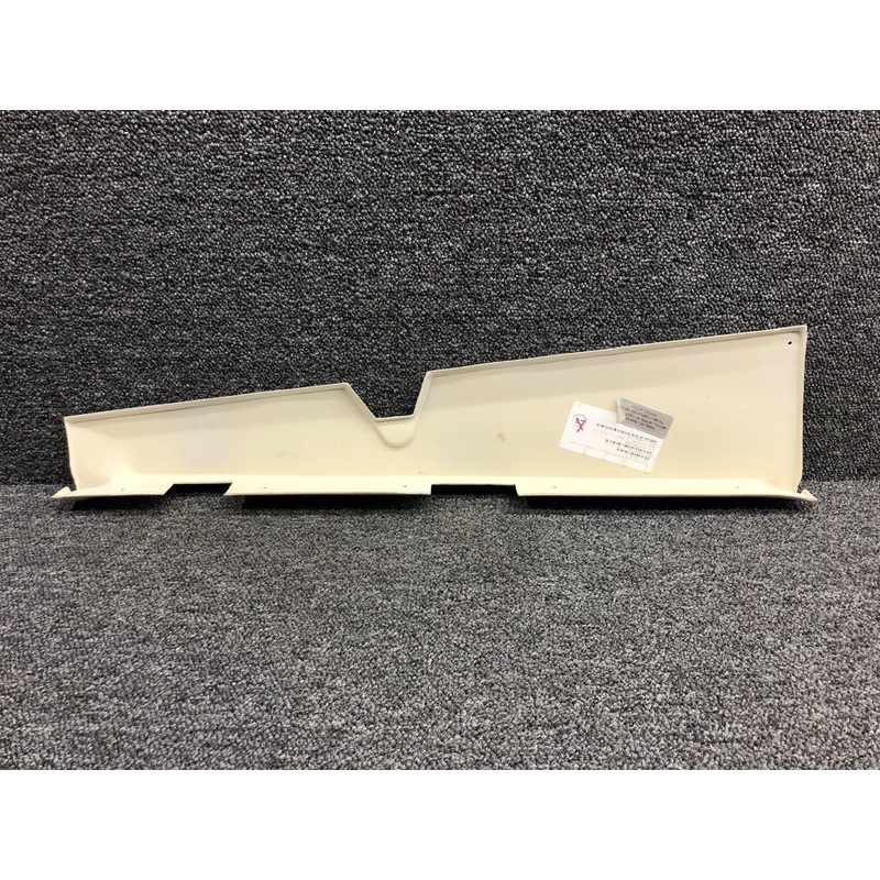 K49023-28 (ALT: 49023-28) Plane Plastics Panel Cover Frame RH