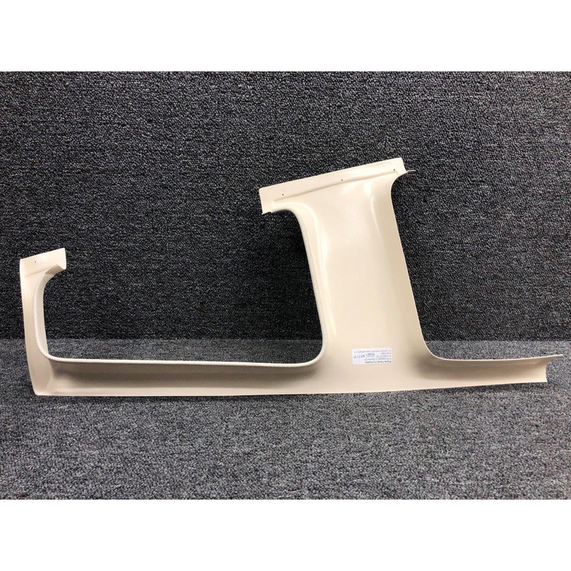 01-028222-00 Plane Parts Company Baggage Window Trim LH