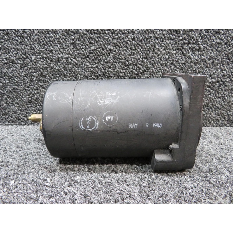 30260-1152 Aerosonic Instantaneous Vertical Speed Indicator
