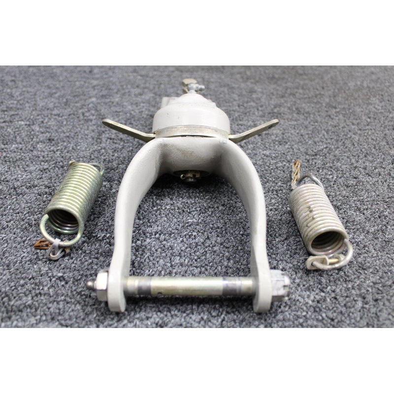 753-127 Piper PA18-150 Scott 3200 Tail Wheel Fork Assembly
