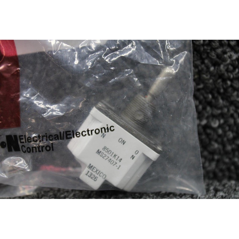 8501K14 Cutler-Hammer Toggle Switch Assembly (NEW OLD STOCK) (SA)