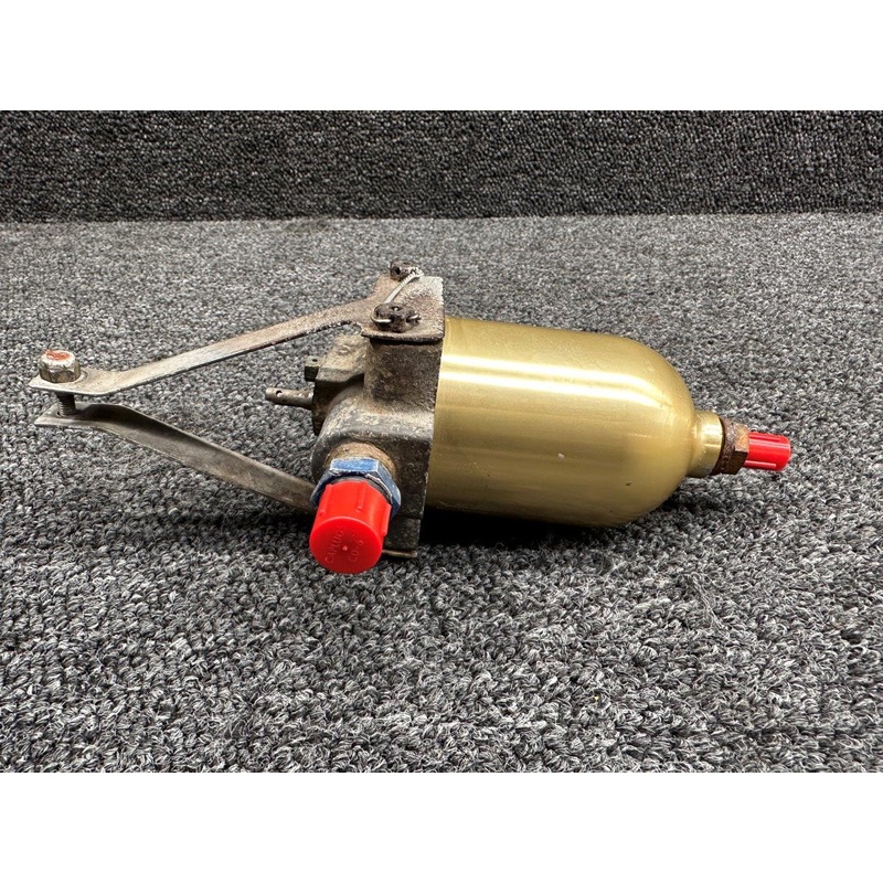 MC0756008-1 (Alt: 0756005-9AGW) McFarlane Fuel Strainer with Brackets